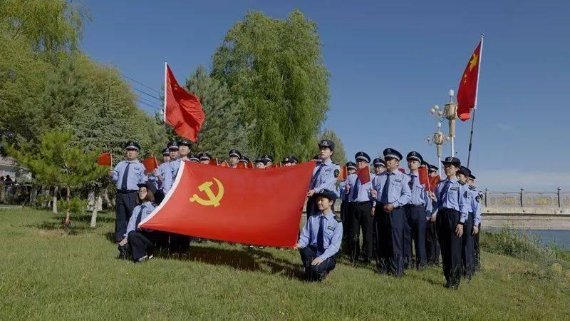 国内什么单位在修高速公路？游戏画面