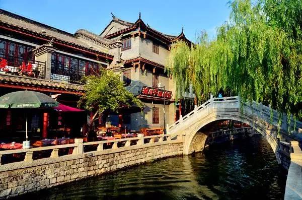 乌克兰总统与阿尔巴尼亚总理通电话
